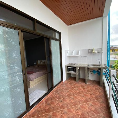 Da Puccio Rawai Guesthouse Экстерьер фото