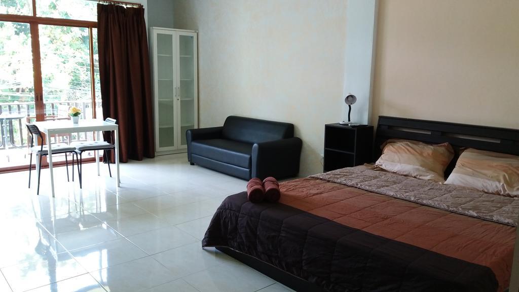 Da Puccio Rawai Guesthouse Экстерьер фото