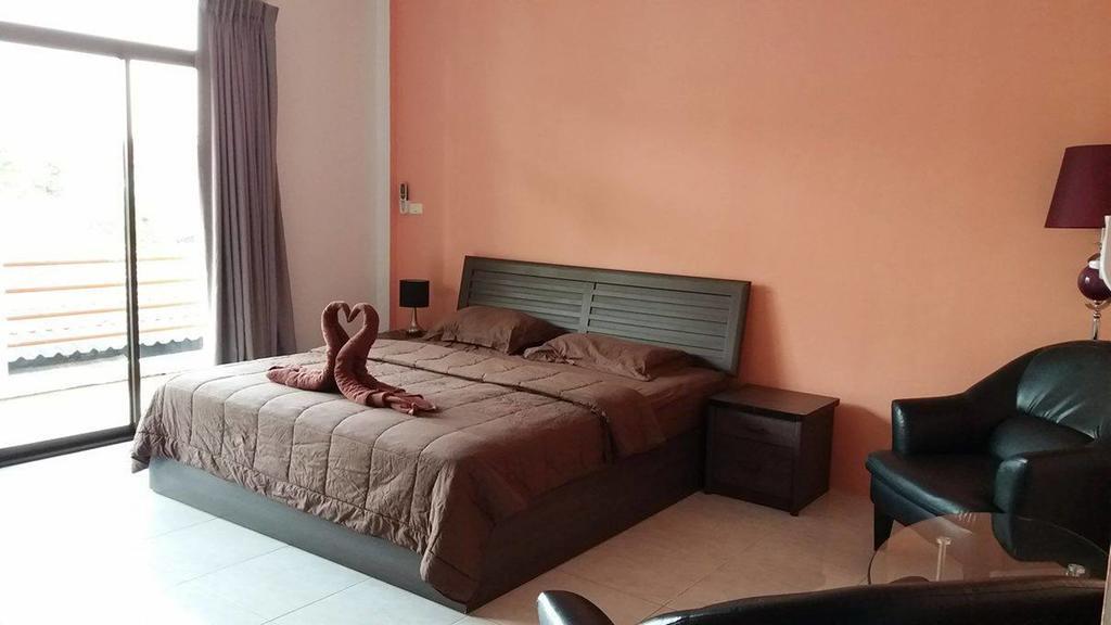 Da Puccio Rawai Guesthouse Экстерьер фото